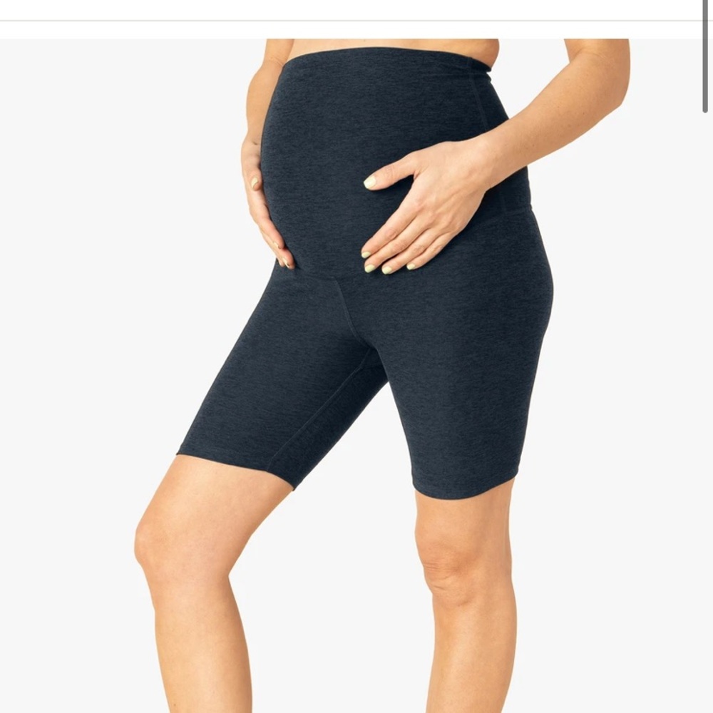 Beyond Yoga Beyond the Bump Maternity Bike Short in Navy  size M